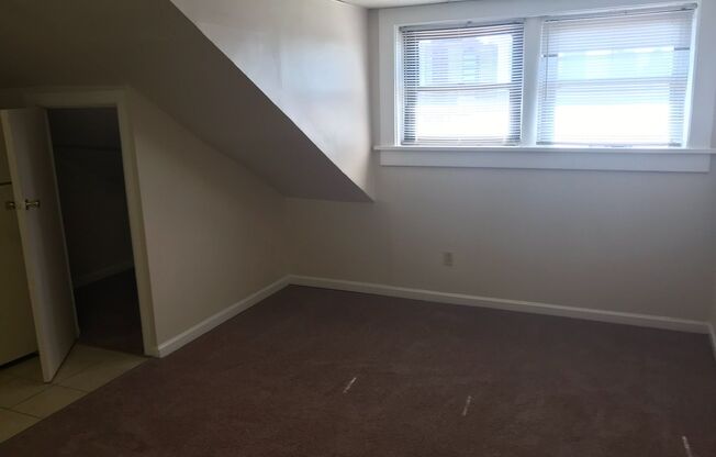 Studio, 1 bath, 400 sqft, $765, Unit 514