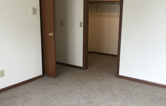2 beds, 1 bath, 950 sqft, $1,675, Unit 7709CA