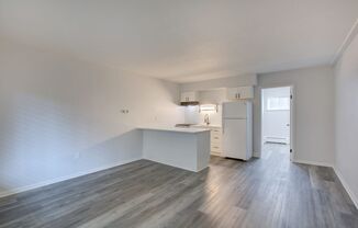 Studio, 1 bath, 400 sqft, $1,125, Unit Unit 5