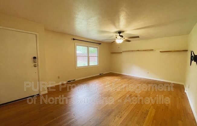 44 WAKE ROBIN WAY