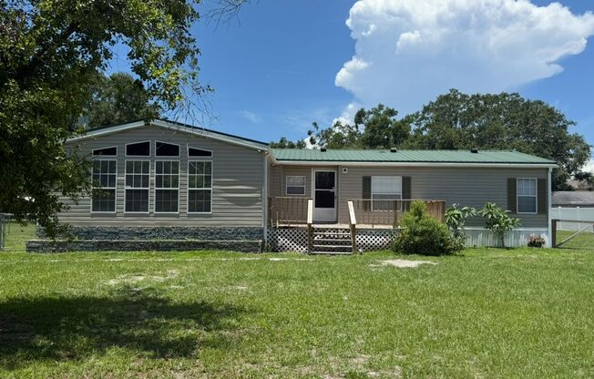 3 Bedroom / 2 Bath House On A Acre