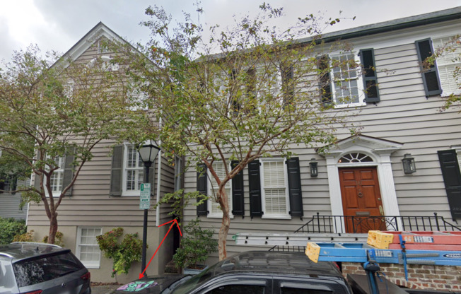 Charming Carriage Home Near The Charleston Battery