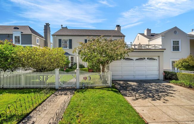 Gorgeous Golden Gate Heights home with garage and spectacular views for rent!
