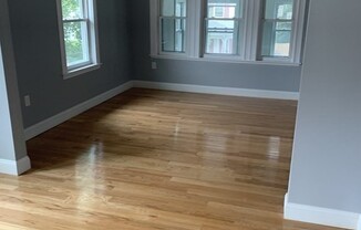 2 beds, 1 bath, 1,400 sqft, $2,600, Unit 2