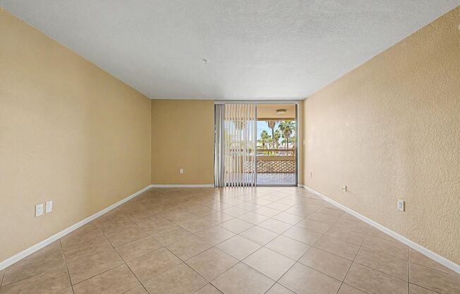 4200 N Miller Rd #408 - 2 Bedroom, 2 Bath Condo in the heart of Scottsdale!