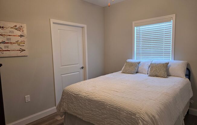 2 Bed 2 Bath