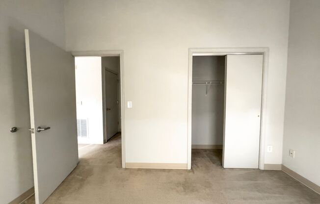 1 bed, 1 bath, 734 sqft, $601, Unit 407