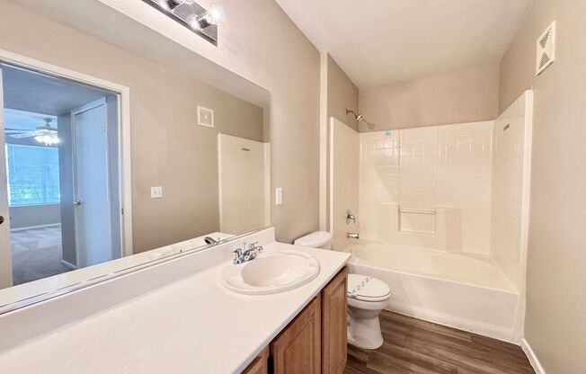 2 beds, 2 baths, $1,210, Unit # 2089