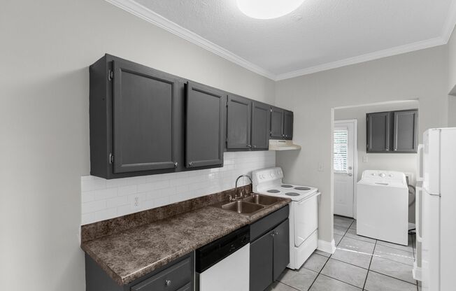 McCormic II Apartments