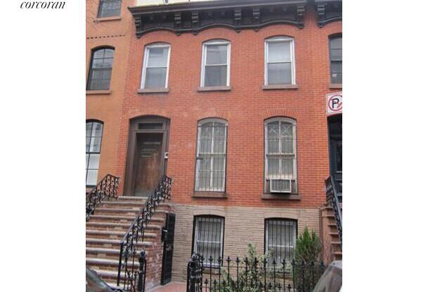 187 HUNTINGTON ST