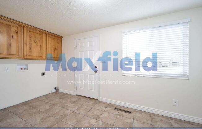 2 beds, 1 bath, 827 sqft, $1,250, Unit 1334