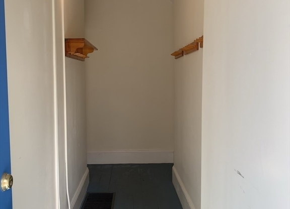 14 CALVIN ST