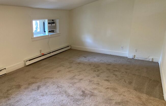 2 beds, 1 bath, 764 sqft, $1,499, Unit 107-4B