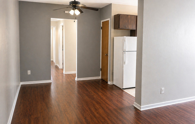 *** Pet Friendly Apartments in Mt. Lebanon * Near Castle Shannon T Stop * Affordable and Spacious Apartments ***
