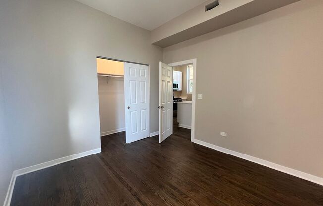 2 beds, 1 bath, $1,995, Unit 2R