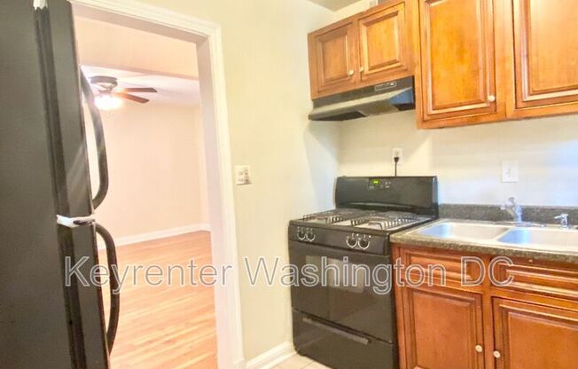 4615 Central Ave, NE