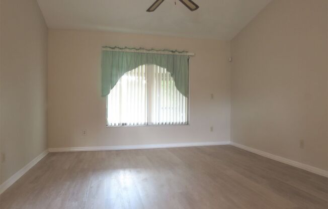 Beautiful and Spacious 3 bedroom 2 bath Home With a Split Floor Plan.