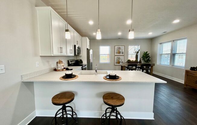2 beds, 2 baths, 1,337 sqft, $1,895, Unit 20625 Spence Court Unit 201 Duplex w/Walk-In Pantry & Built-in Office Nook B1632 D3