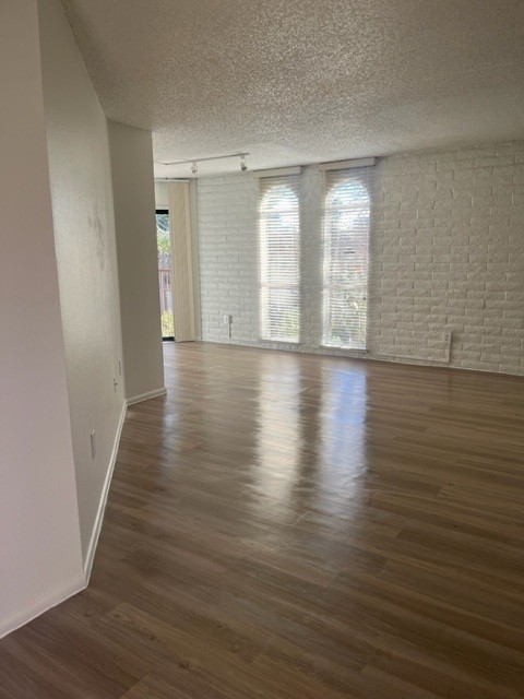 2x2 standard living room