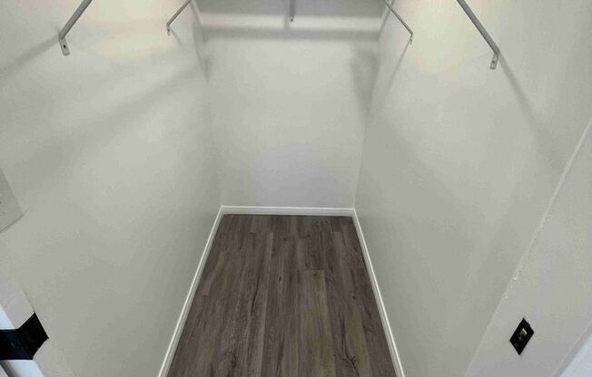 1 bed, 1 bath, 420 sqft, $1,995, Unit 10