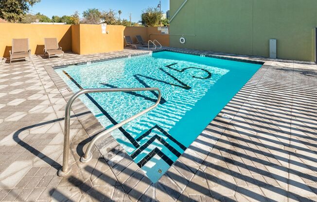 2 beds, 1 bath, 750 sqft, $1,299, Unit 15