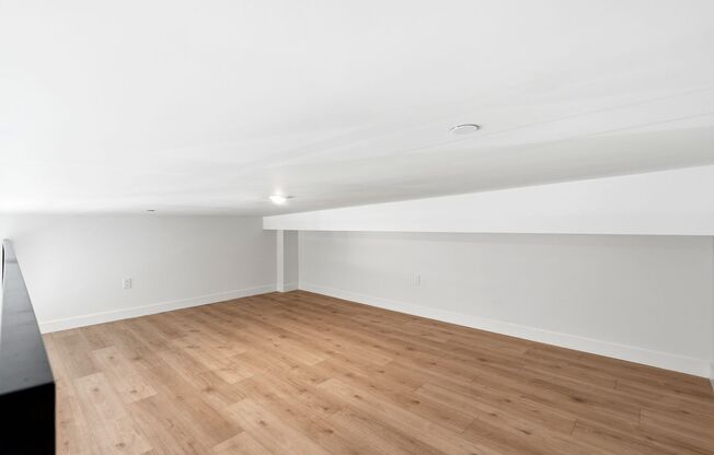 Studio, 1 bath, 707 sqft, $2,195, Unit 301-D
