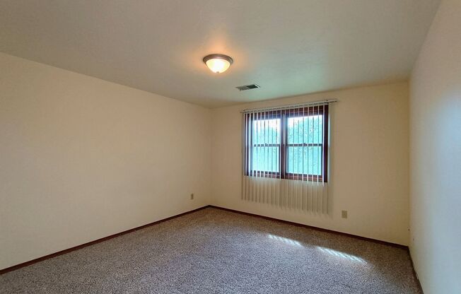 1 bed, 1 bath, 683 sqft, $1,120, Unit 2970-084