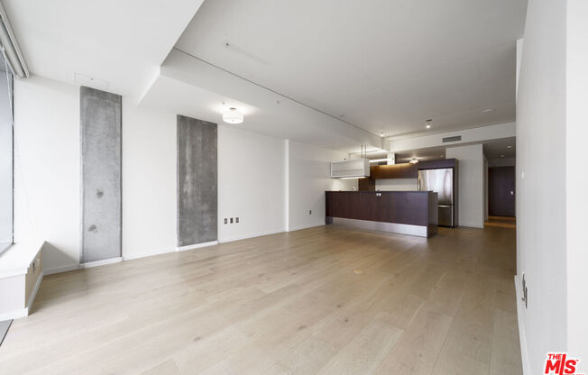 2 beds, 2 baths, 1,140 sqft, $4,500, Unit 1406