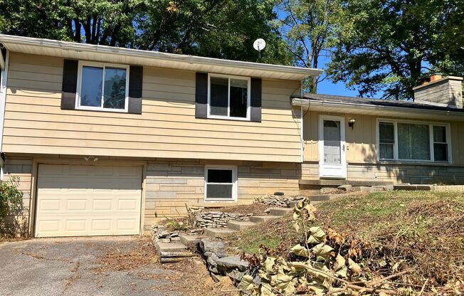 3607 E Morningside Drive