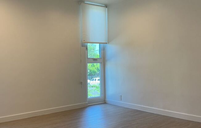 7347 Haskell Ave.