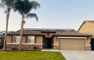 Beautiful  4-bedroom, 2-bathroom home in Fresno with Solar