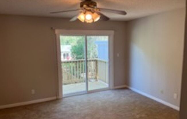 2 beds, 1.5 baths, $1,500