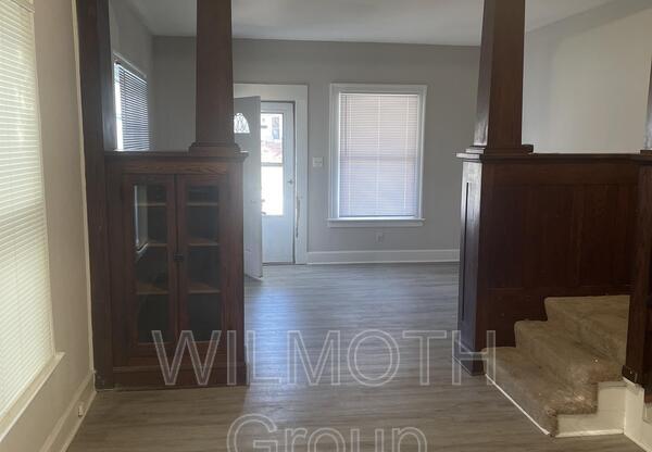 1518 S BELMONT AVE