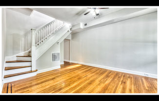 1548 MORELAND AVE
