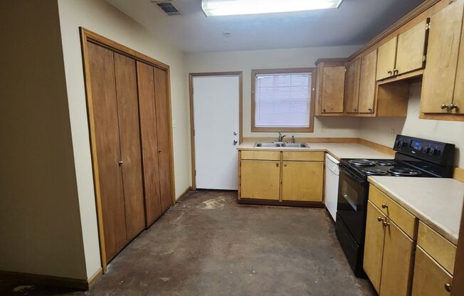 2 Bed 2 Bath Duplex with Stained Concrete and Vinyl plank flooring