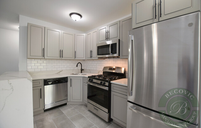 1 bed, 1 bath, 446 sqft, $1,795, Unit 402