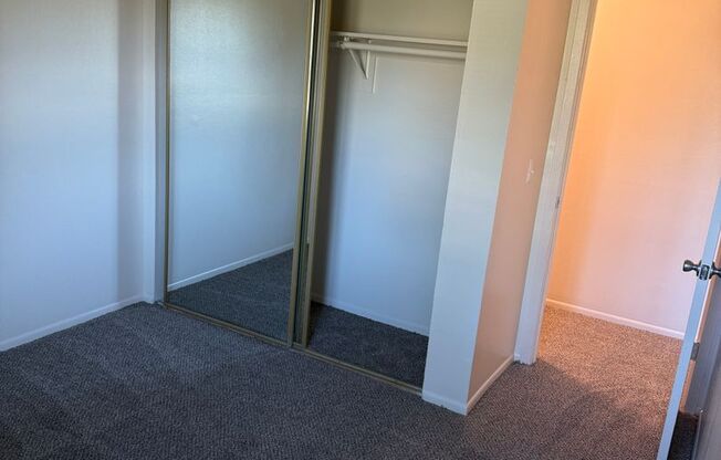 1 bed, 1 bath, 517 sqft, $550, Unit 417