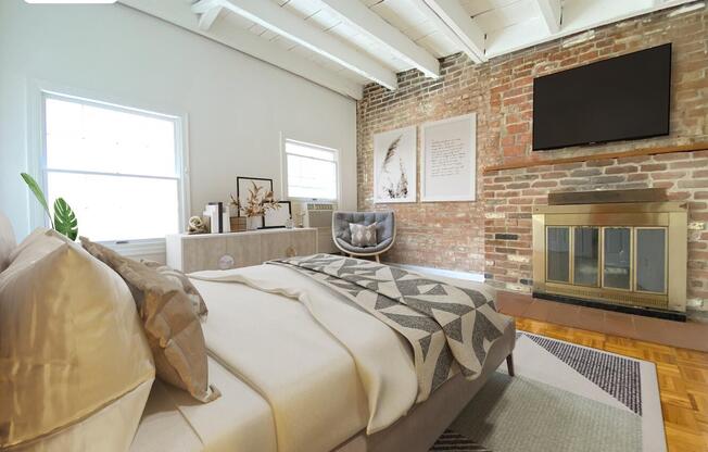 359 W 18 ST