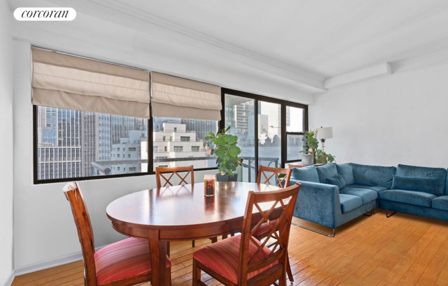 58 W 58th St Apt 14D