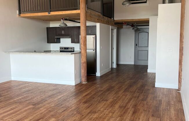 Studio, 1 bath, 1,042 sqft, $2,060, Unit 538