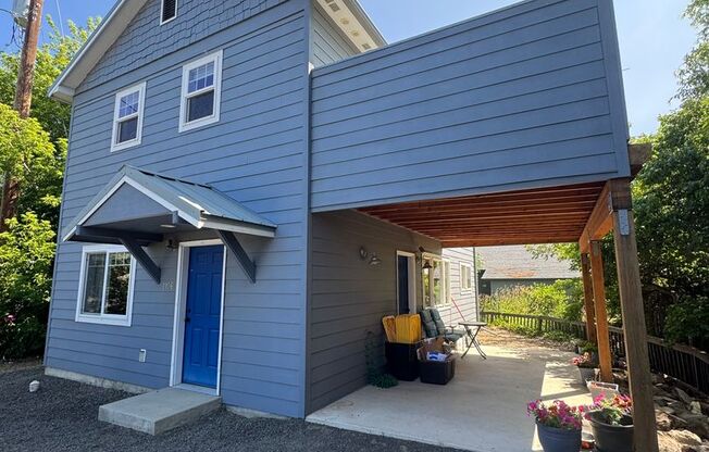 3-Bed, 3-Bath Home for Lease w/ Rooftop Deck and Serene Creek