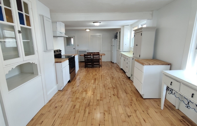 292 CEDAR ST