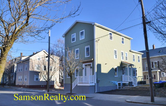 35 GOVERNOR ST