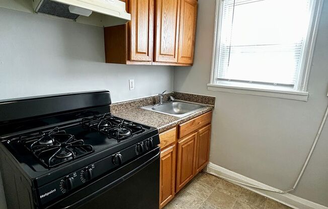 1 bed, 1 bath, 553 sqft, $850, Unit 2110WILL-2