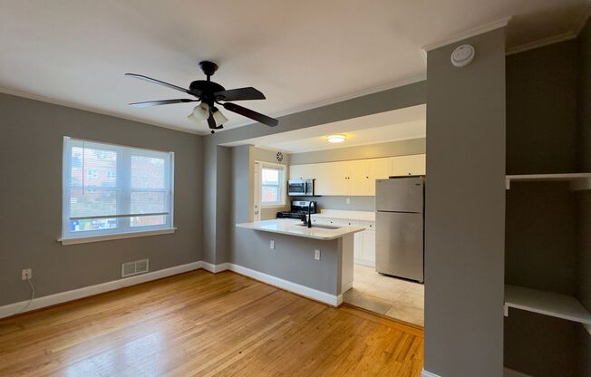 Charming 4 Bedroom/2 Bathroom Townhome in Mid-Govans, MD!