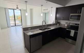 6760 SW 22 ST