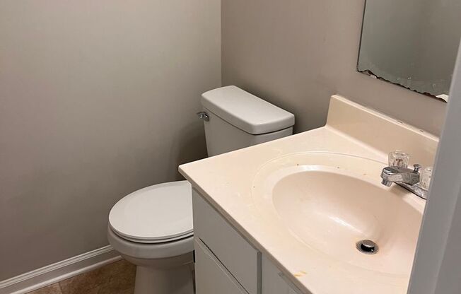 Lovely 3bedroom / 2bath Townhouse near NCSU!