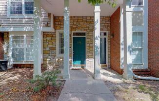 2 beds, 2 baths, $1,700