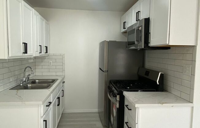 1 bed, 1 bath, 500 sqft, $1,950, Unit 3