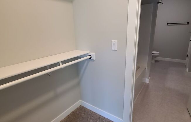 1 bed, 1 bath, 785 sqft, $1,395, Unit 124-109